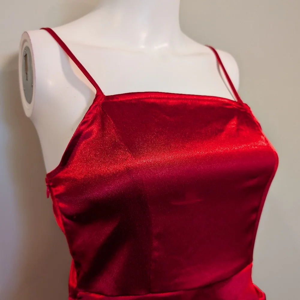 SHEIN shiny red